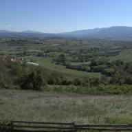 Grundstück von 72 Ares in der Nähe von Sokobanja mit Blick auf den Rtanj Mountain